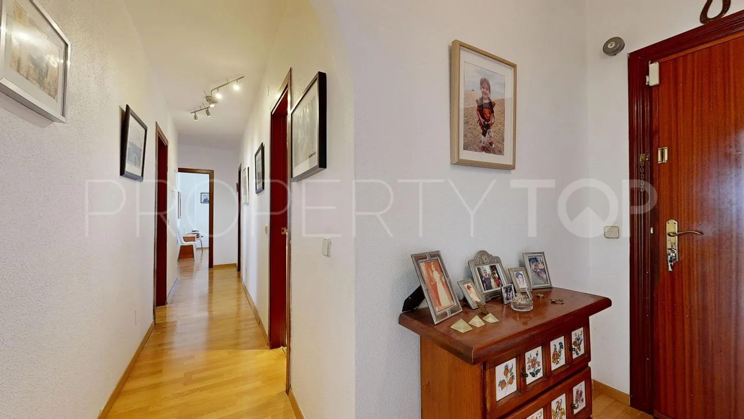 Piso de 3 dormitorios en venta en Las Gaviotas - Carvajal