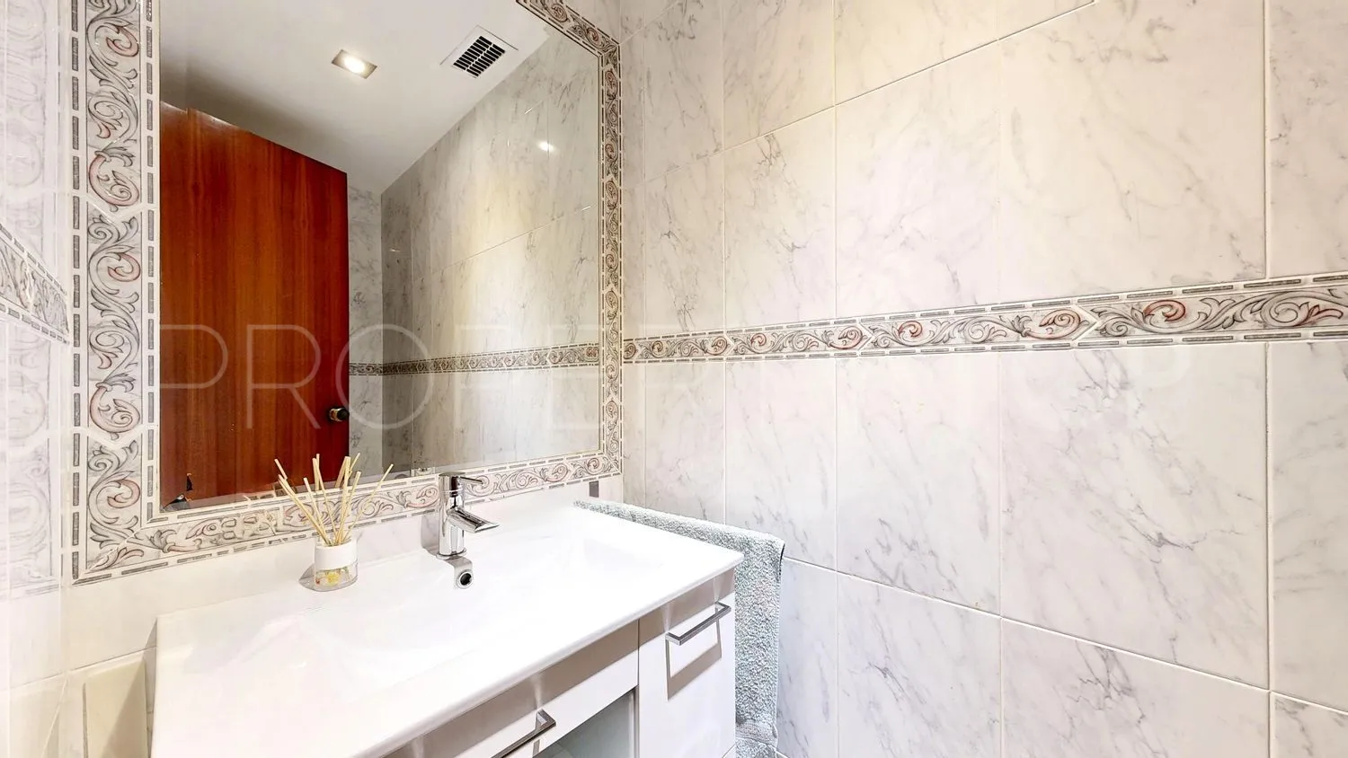 Piso de 3 dormitorios en venta en Las Gaviotas - Carvajal