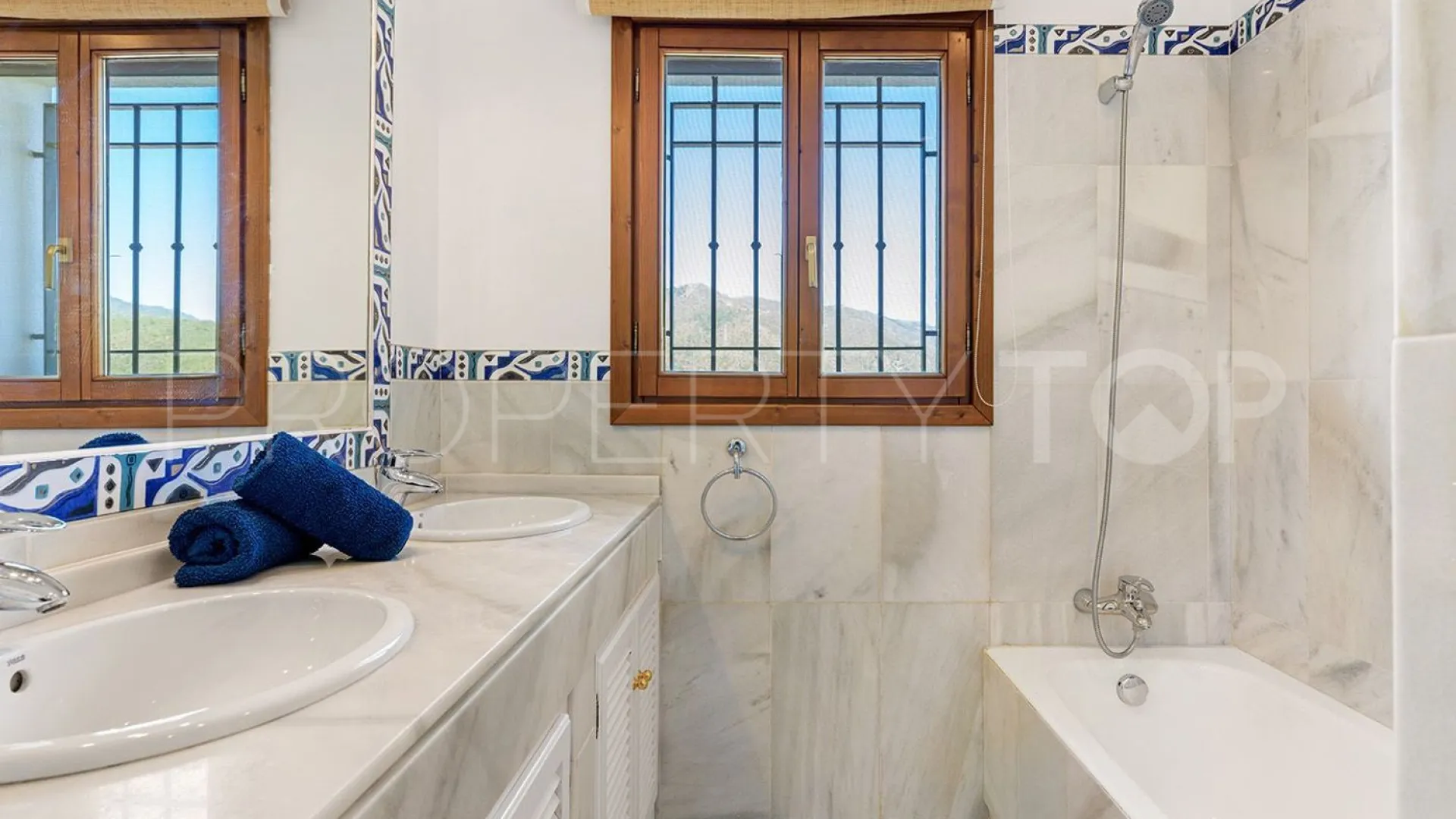 Villa a la venta en Monte Mayor