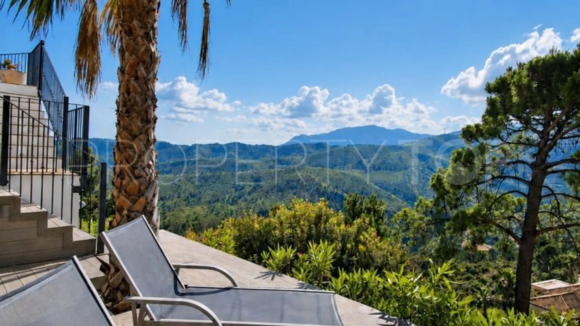 Villa a la venta en Monte Mayor