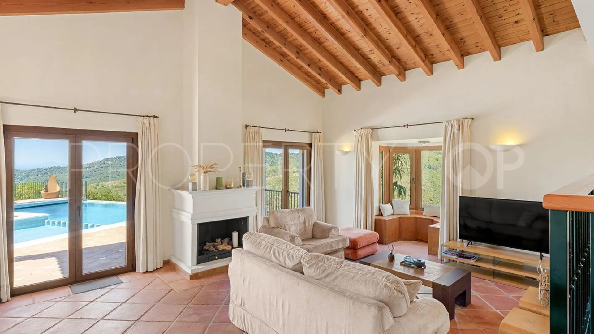 Villa a la venta en Monte Mayor