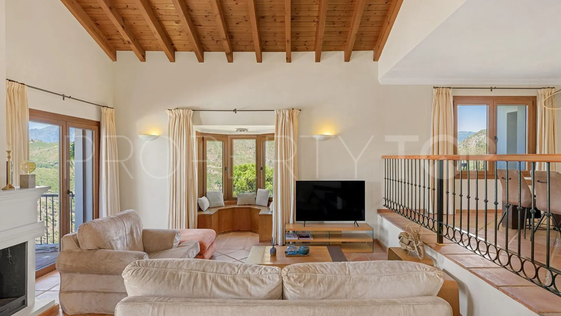Villa a la venta en Monte Mayor