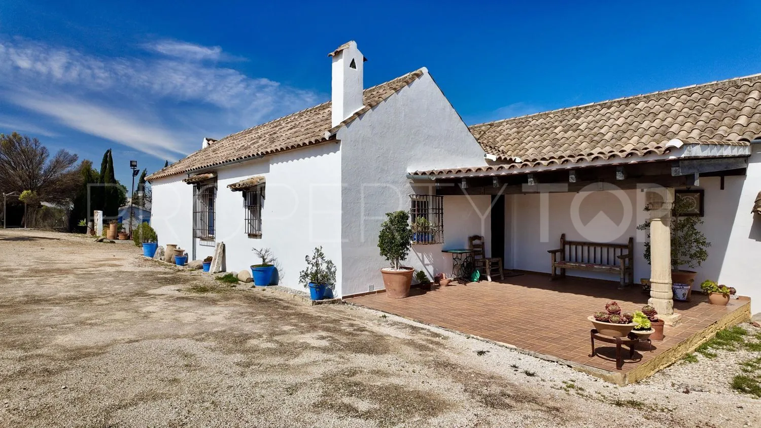 Se vende casa de campo en Santaella