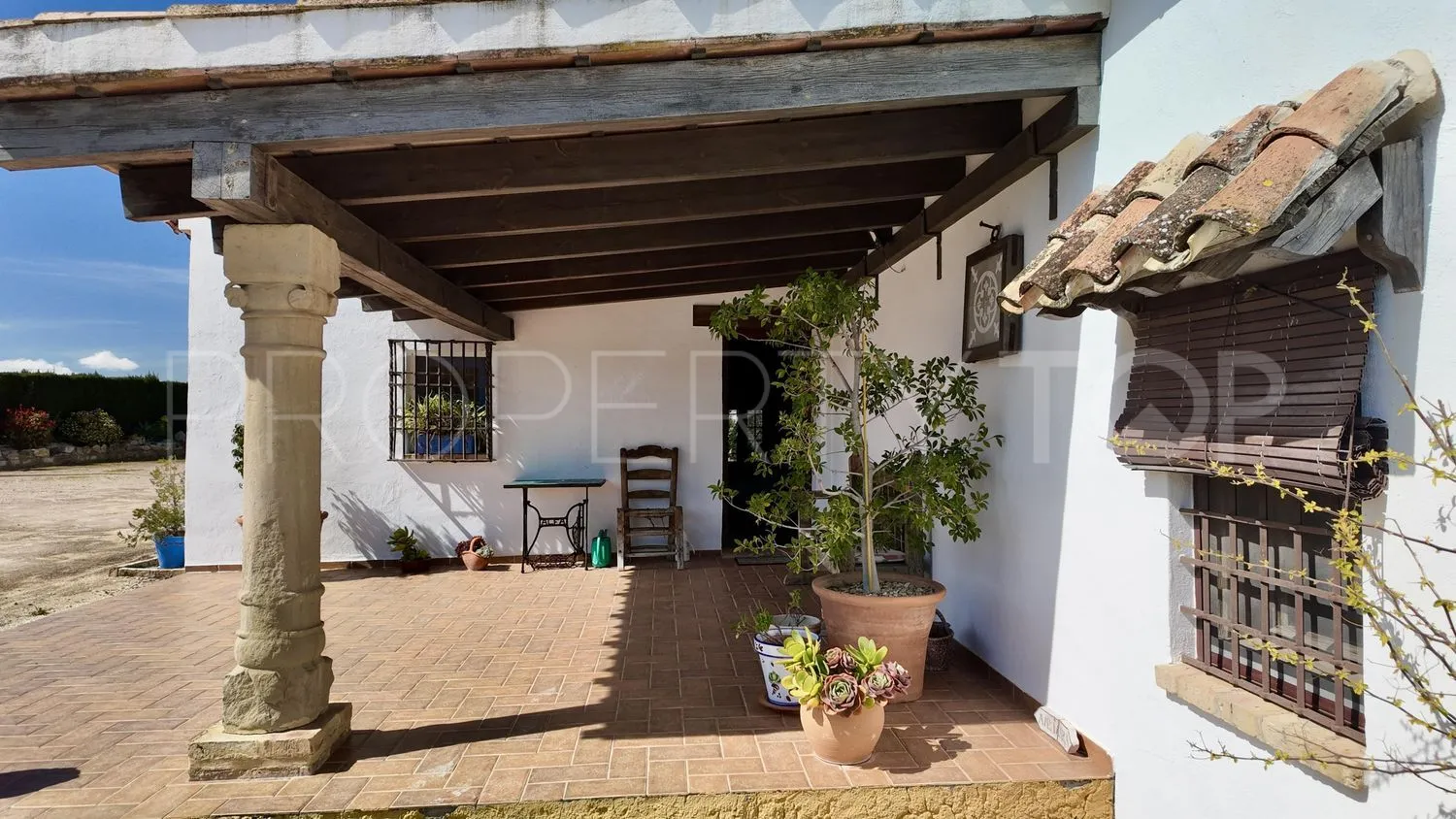 Se vende casa de campo en Santaella