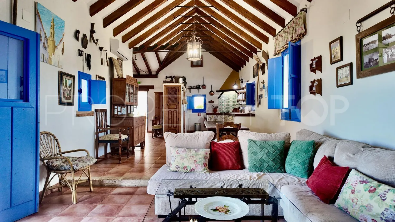 Se vende casa de campo en Santaella