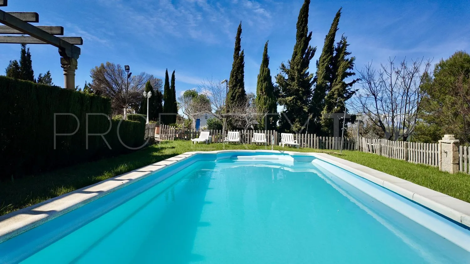 Se vende casa de campo en Santaella