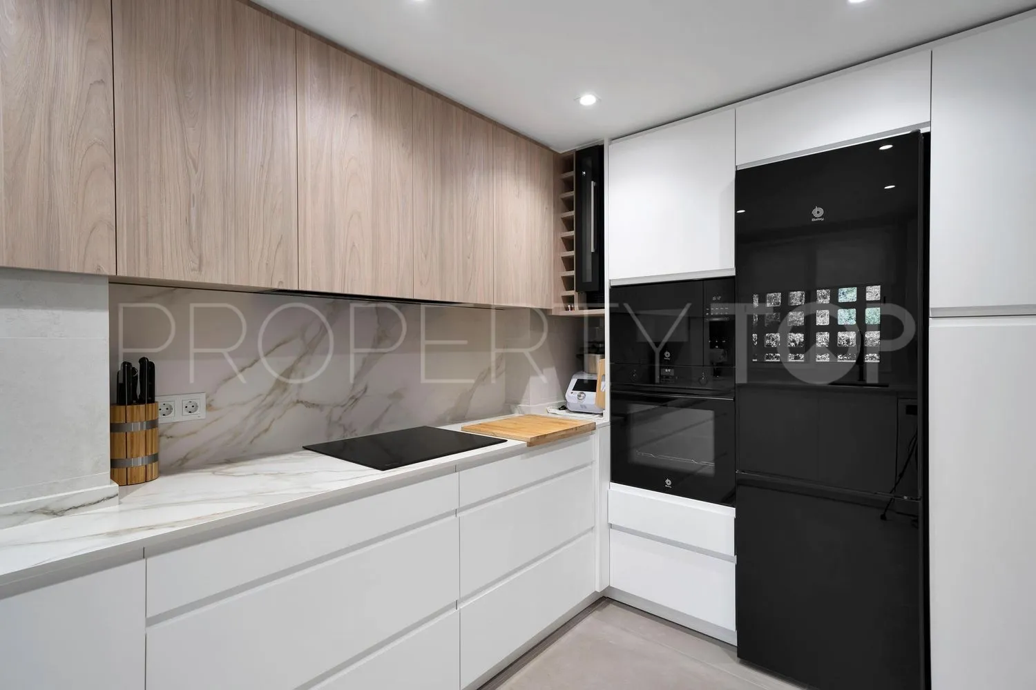 Buy flat in La Carolina