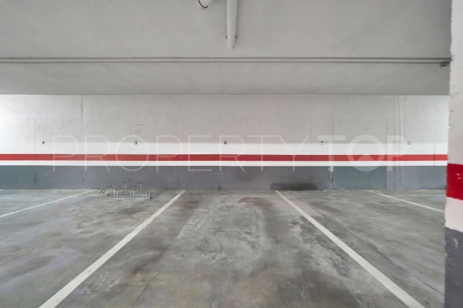 Buy flat in La Carolina