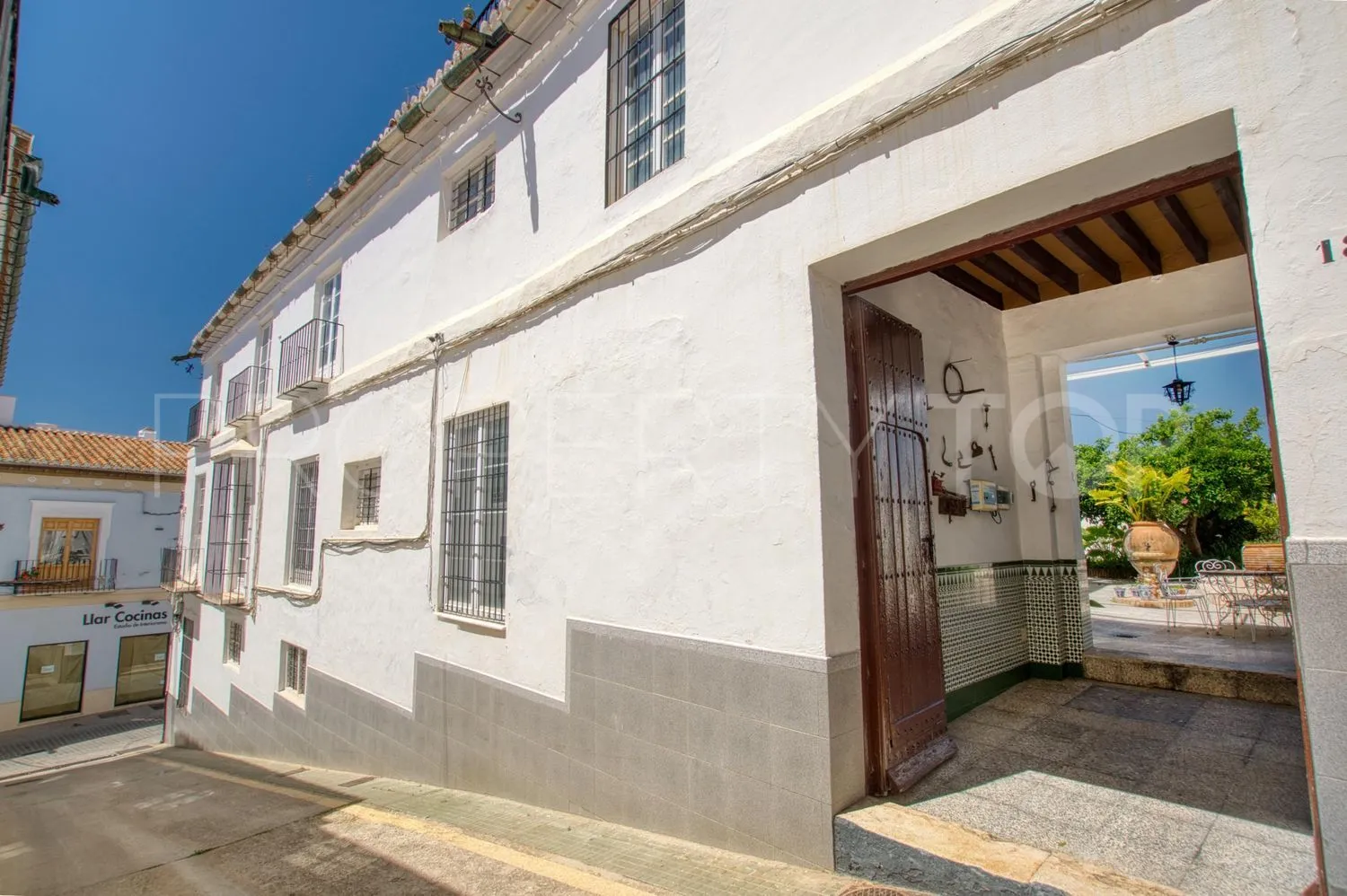 Casa de 12 dormitorios en venta en Centro Ciudad - El Carmen
