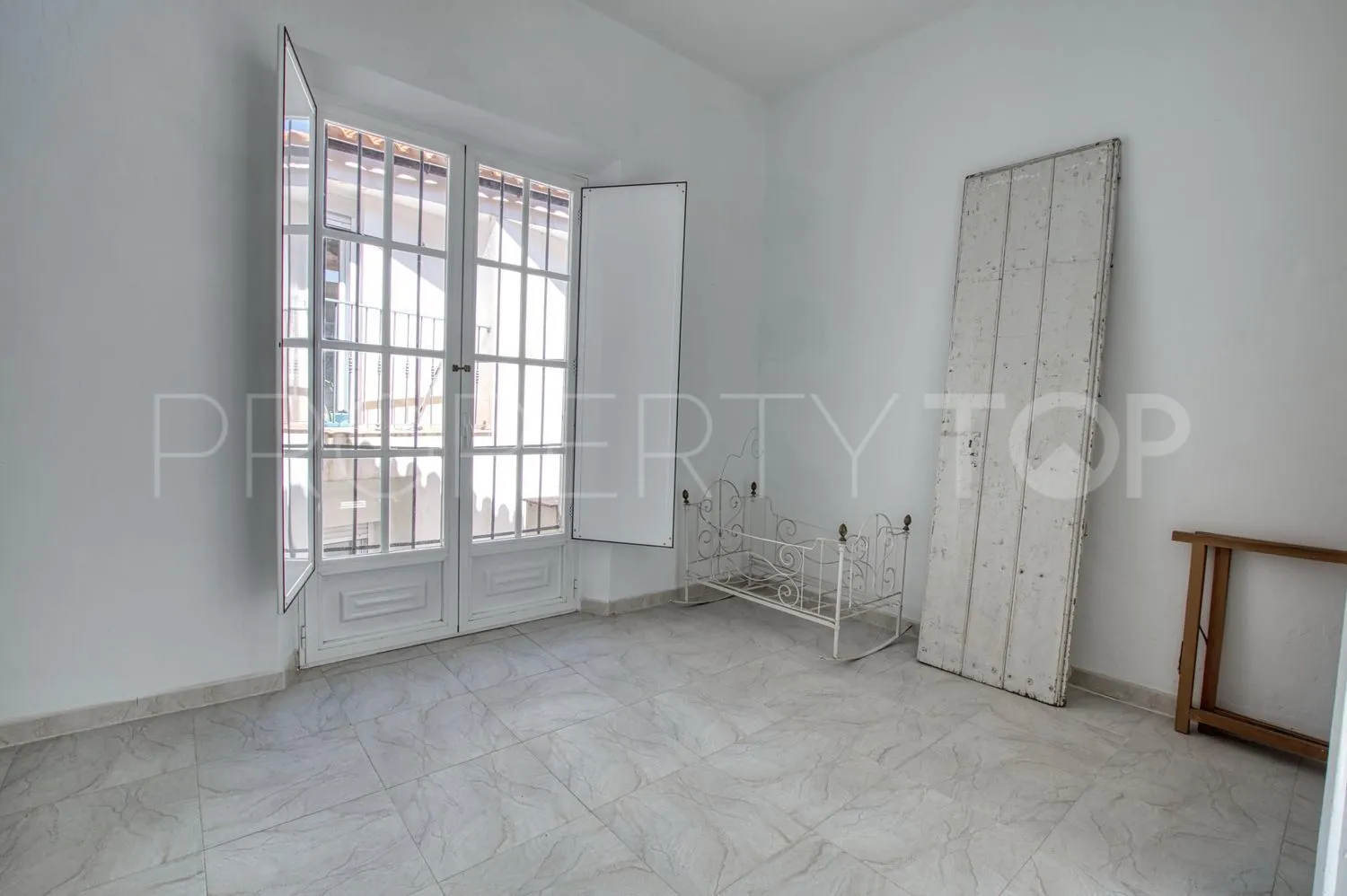 Casa de 12 dormitorios en venta en Centro Ciudad - El Carmen