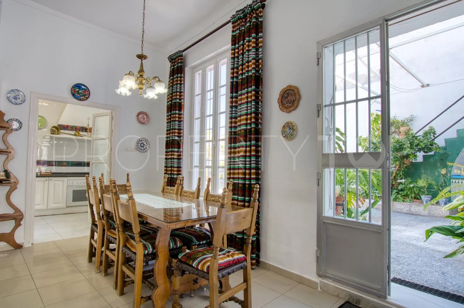 Casa de 12 dormitorios en venta en Centro Ciudad - El Carmen