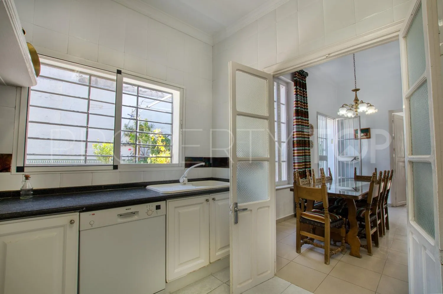 Casa de 12 dormitorios en venta en Centro Ciudad - El Carmen