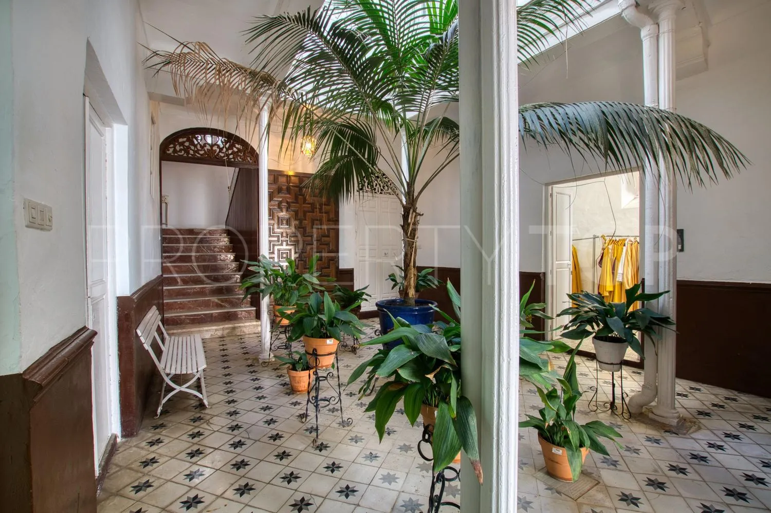 Casa de 12 dormitorios en venta en Centro Ciudad - El Carmen