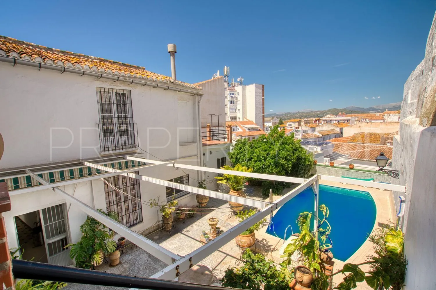 Casa de 12 dormitorios en venta en Centro Ciudad - El Carmen