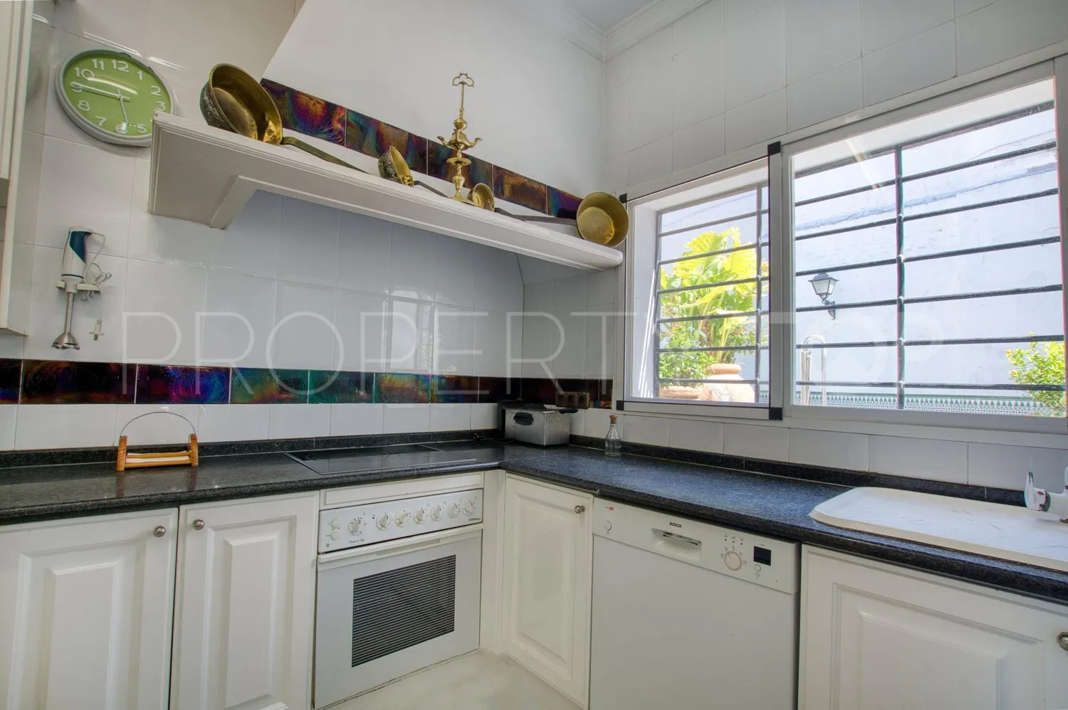 Casa de 12 dormitorios en venta en Centro Ciudad - El Carmen