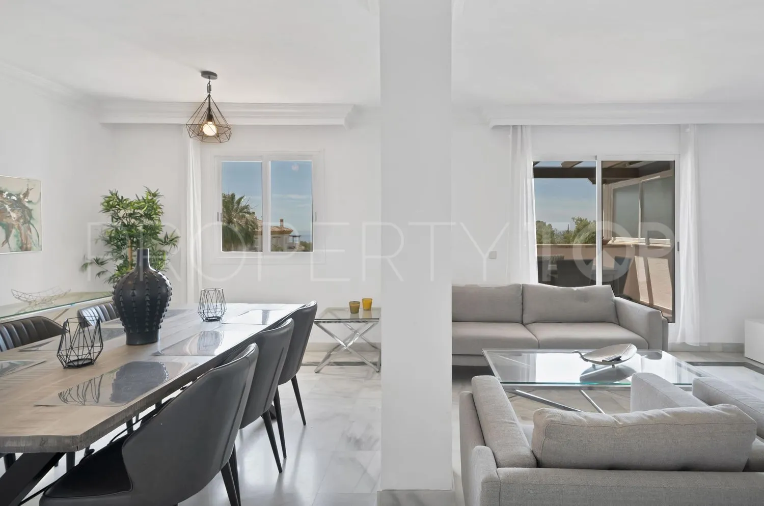 For sale La Carolina 3 bedrooms flat