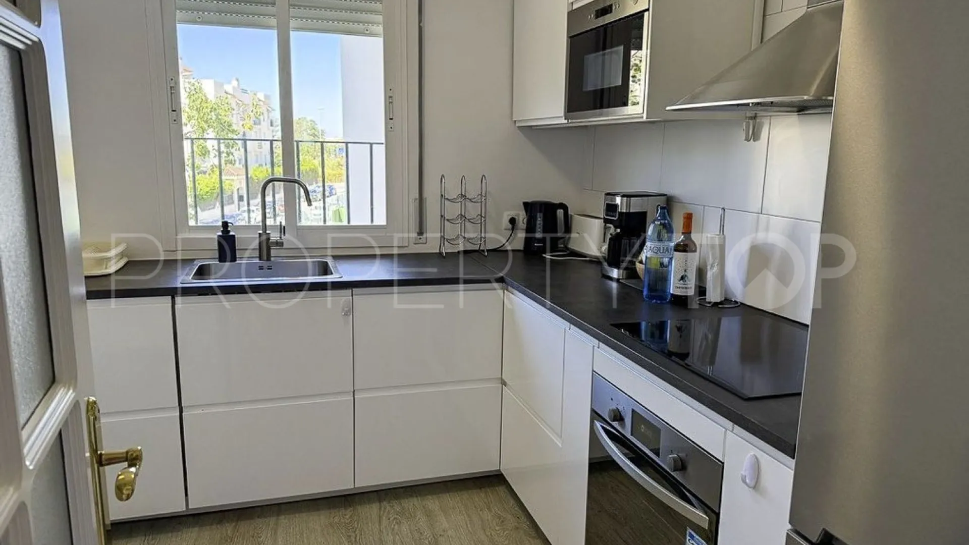 Lorcrimar 2 bedrooms flat for sale