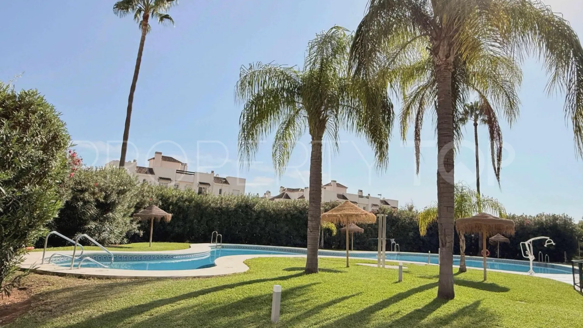 Lorcrimar 2 bedrooms flat for sale