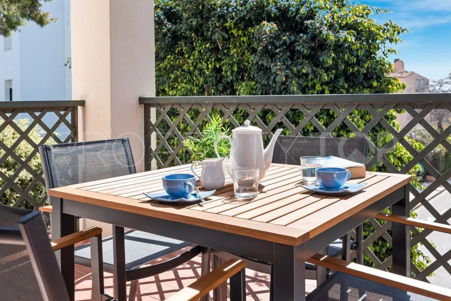Lorcrimar 2 bedrooms flat for sale