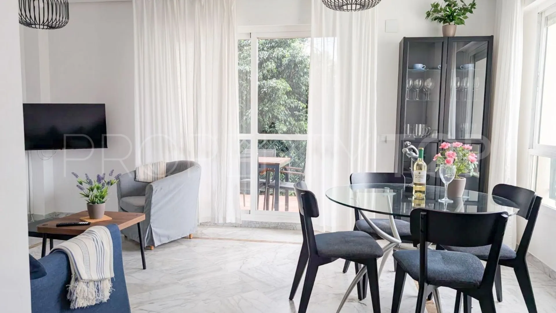 Lorcrimar 2 bedrooms flat for sale