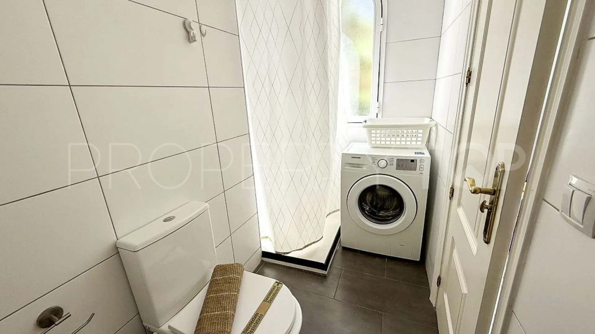 Lorcrimar 2 bedrooms flat for sale