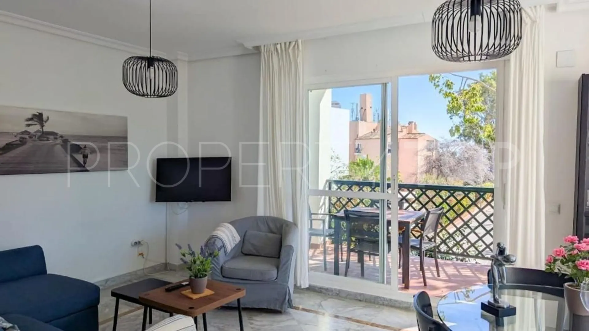 Lorcrimar 2 bedrooms flat for sale