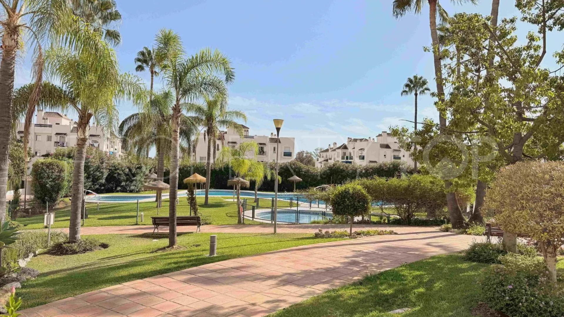 Lorcrimar 2 bedrooms flat for sale
