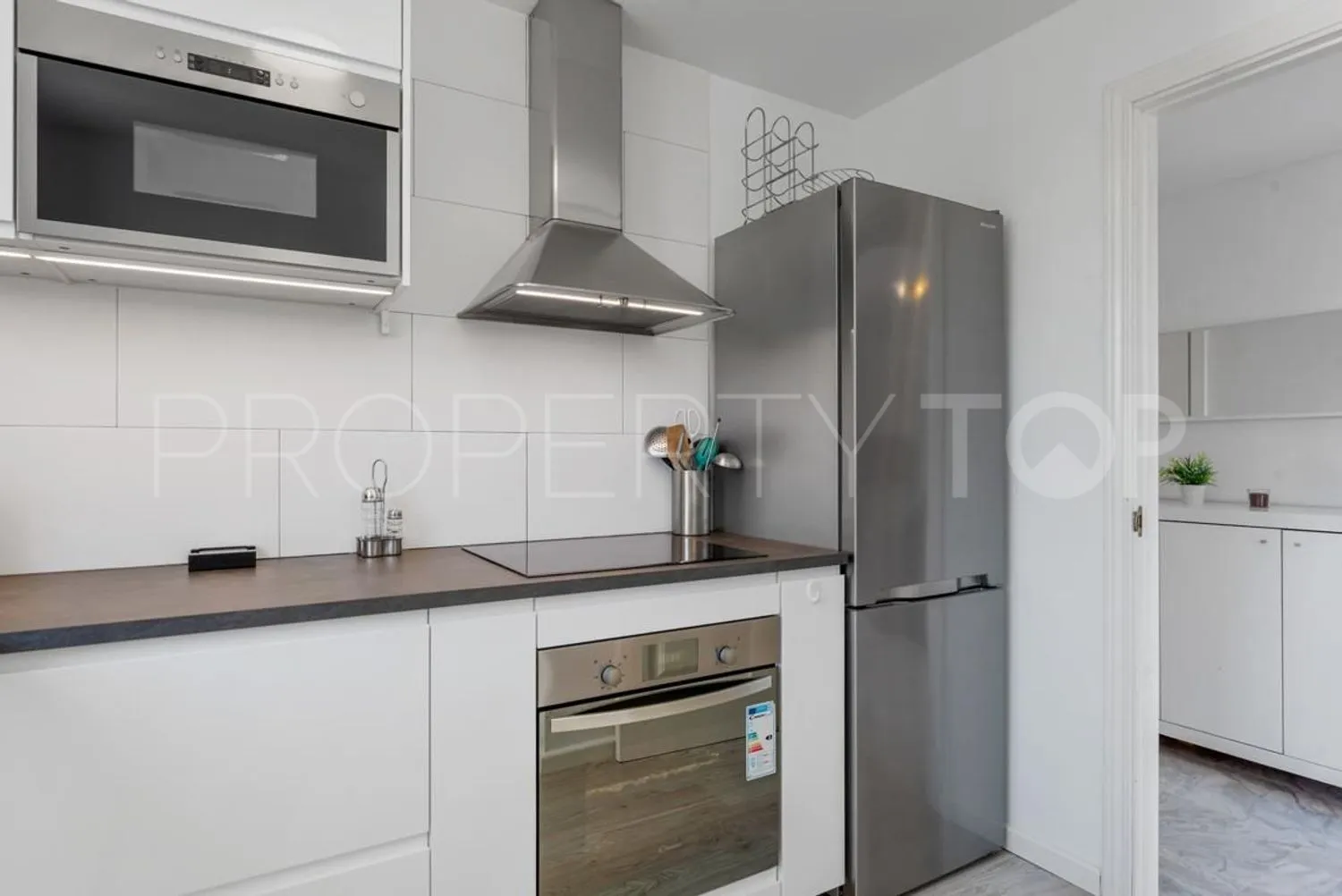Lorcrimar 2 bedrooms flat for sale