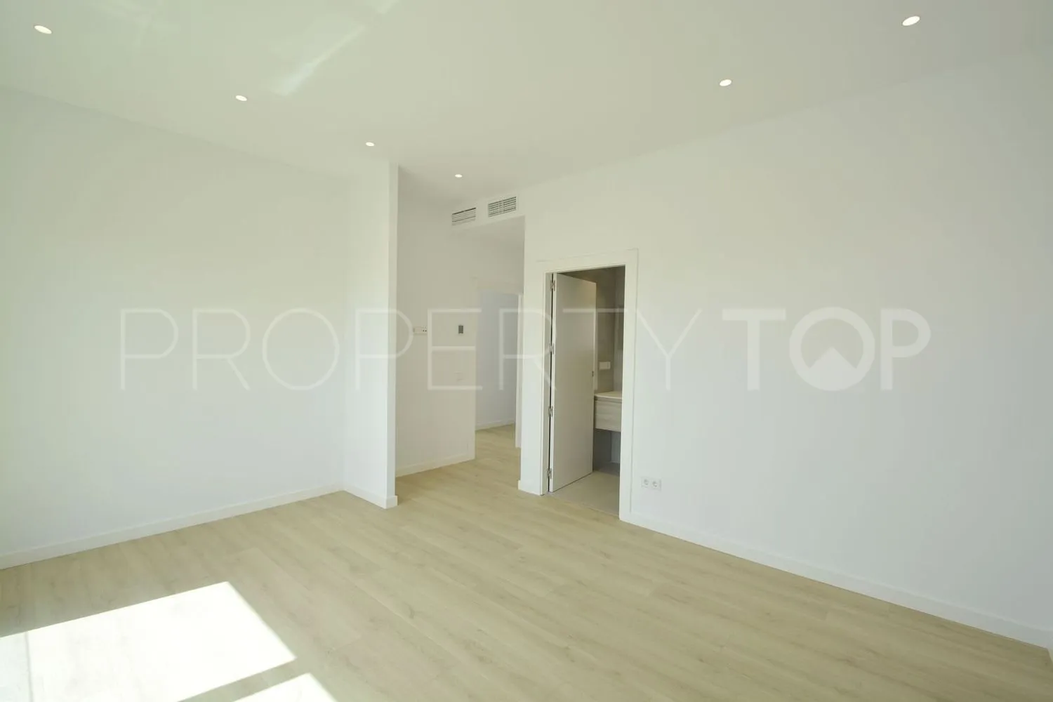 Hacienda Elviria, casa a la venta de 4 dormitorios