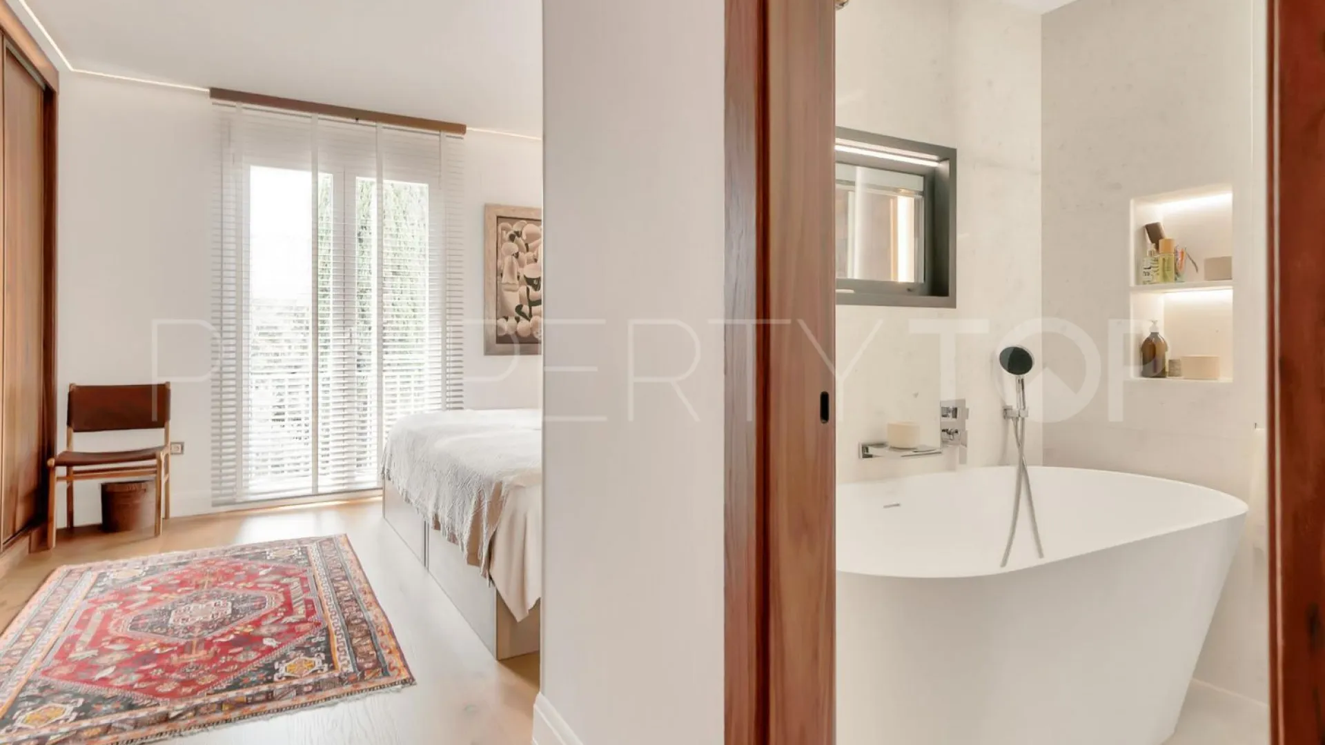 Bahia de Marbella, adosado de 4 dormitorios en venta
