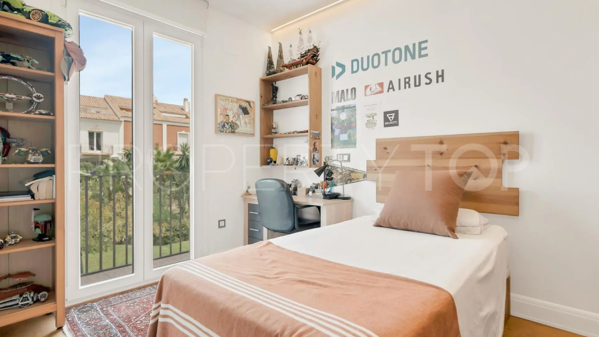 Bahia de Marbella, adosado de 4 dormitorios en venta