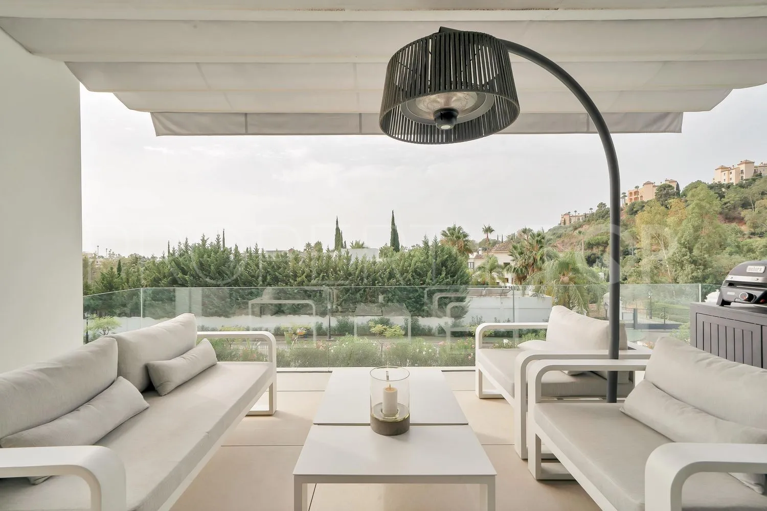 For sale La Quinta flat with 2 bedrooms