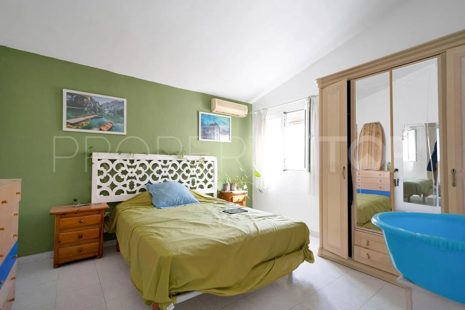 4 bedrooms house in Guadalobon for sale