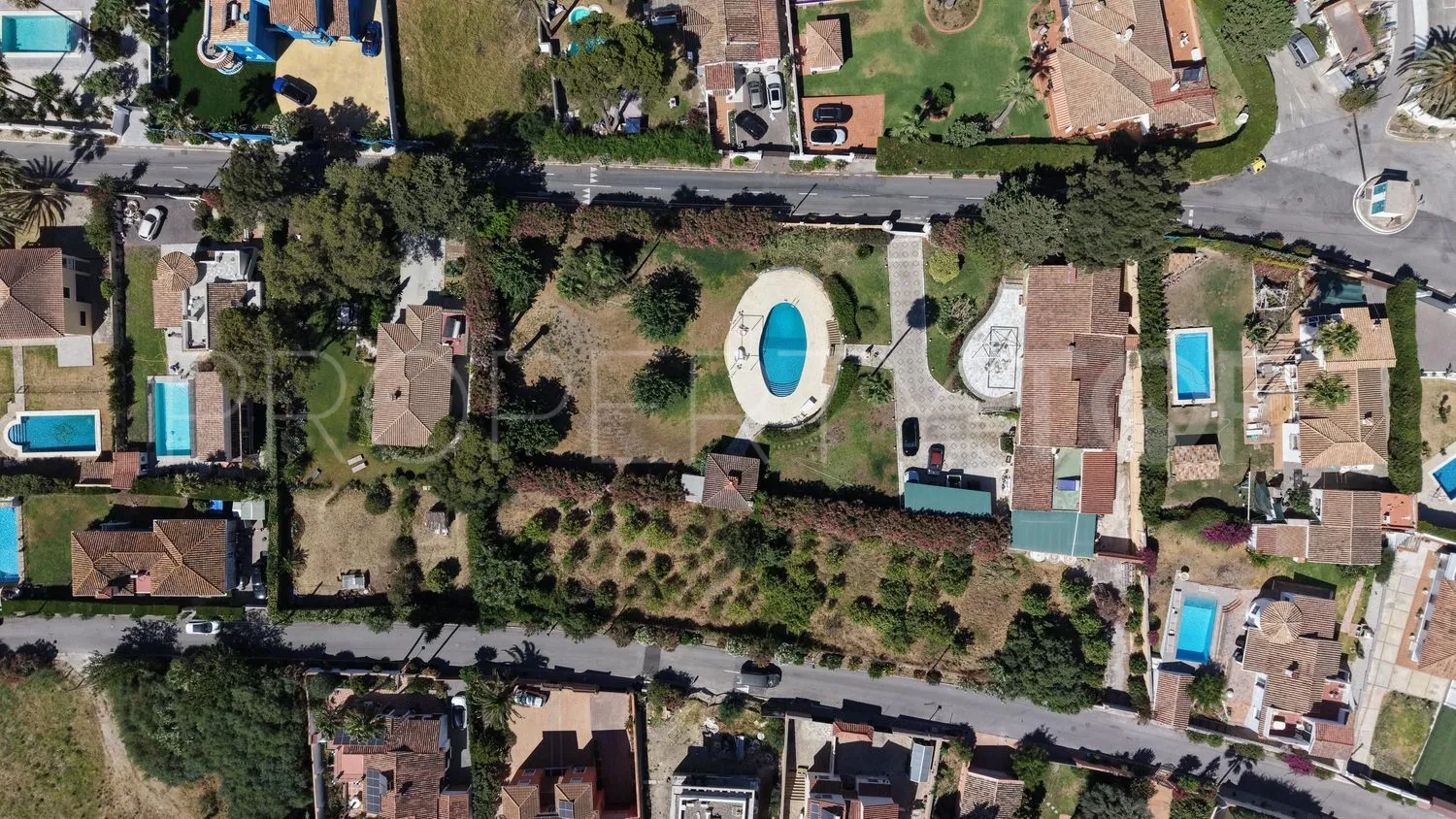 4 bedrooms house in Guadalobon for sale