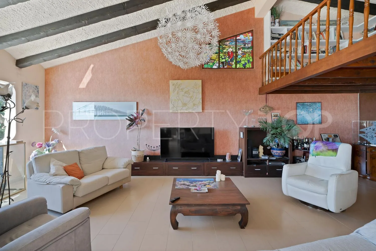 4 bedrooms house in Guadalobon for sale