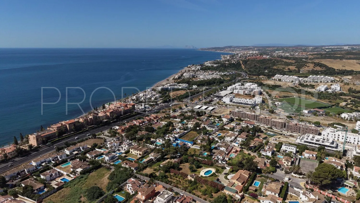 4 bedrooms house in Guadalobon for sale