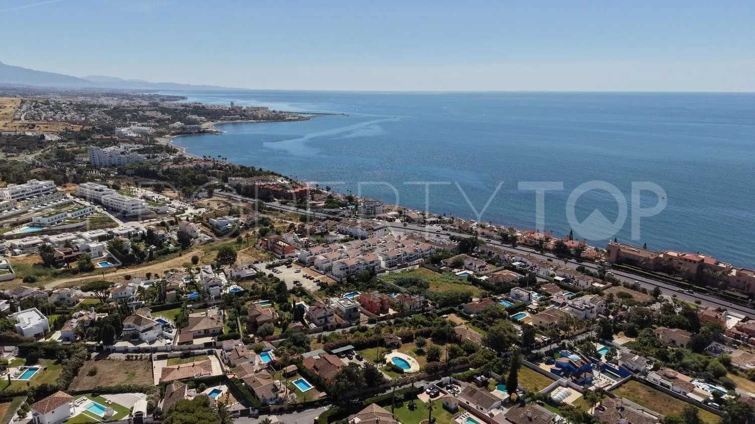 4 bedrooms house in Guadalobon for sale