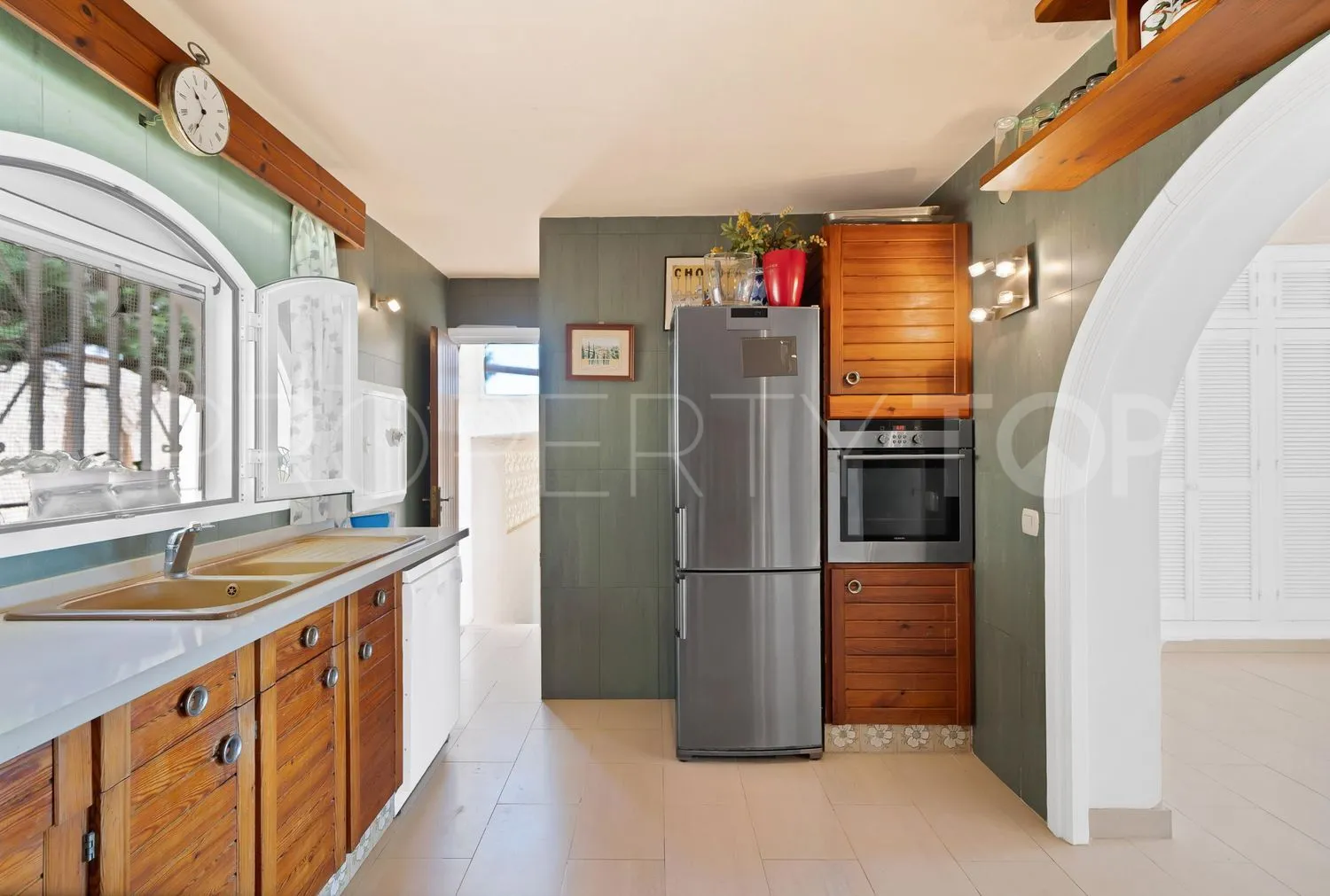 4 bedrooms house in Guadalobon for sale