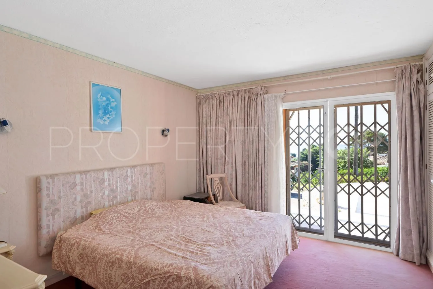 4 bedrooms house in Guadalobon for sale