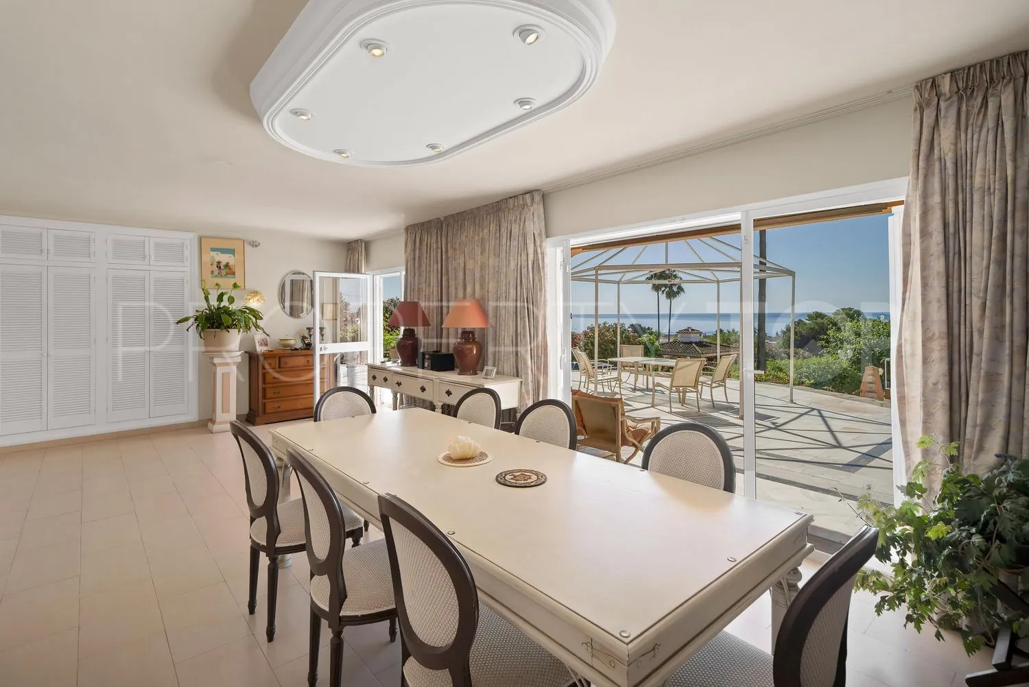 4 bedrooms house in Guadalobon for sale