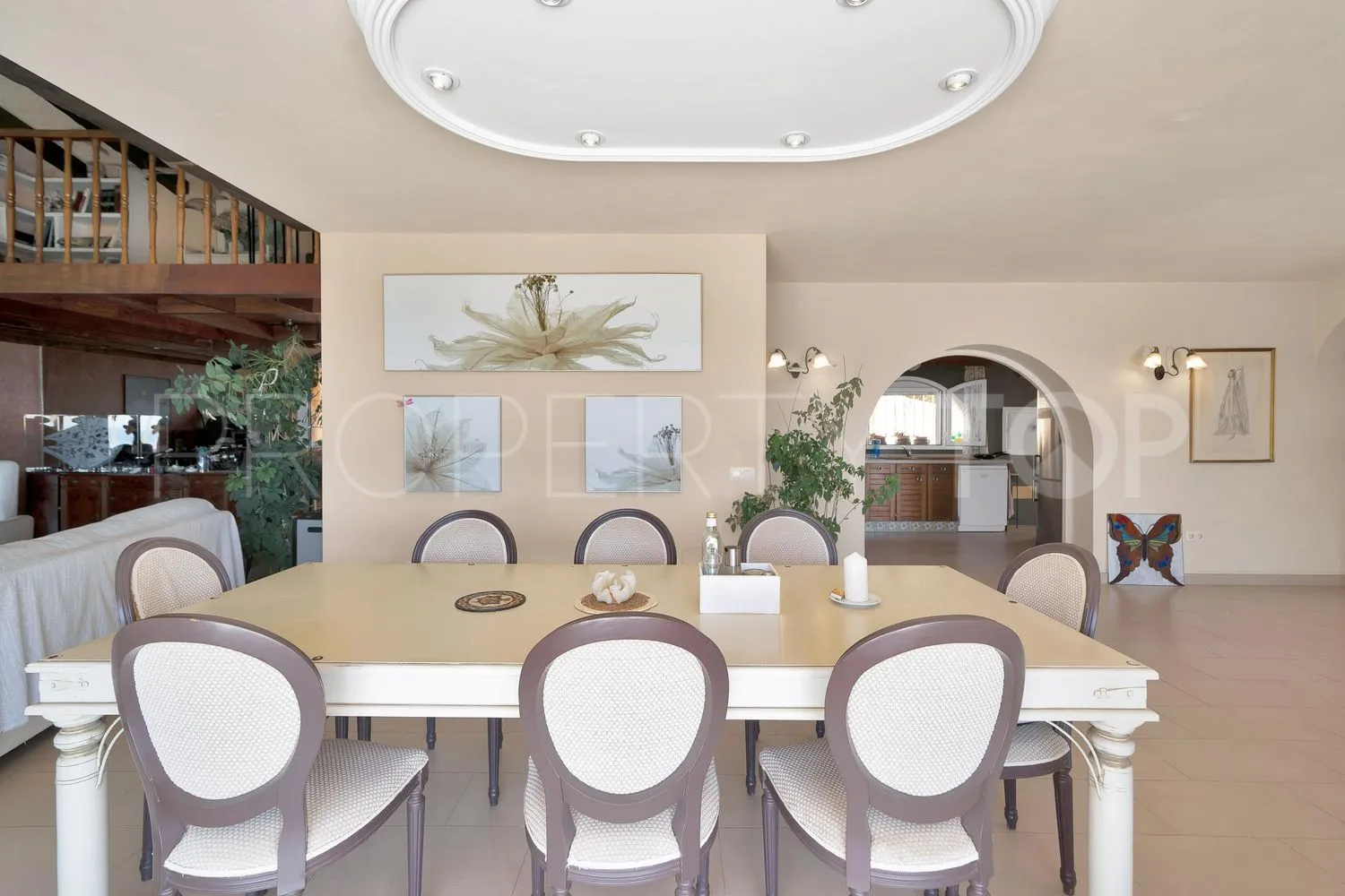 4 bedrooms house in Guadalobon for sale