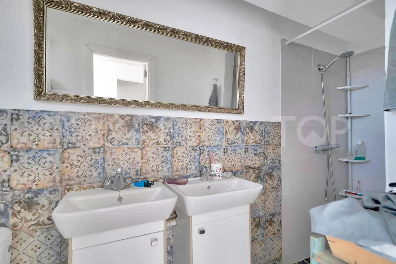 4 bedrooms house in Guadalobon for sale