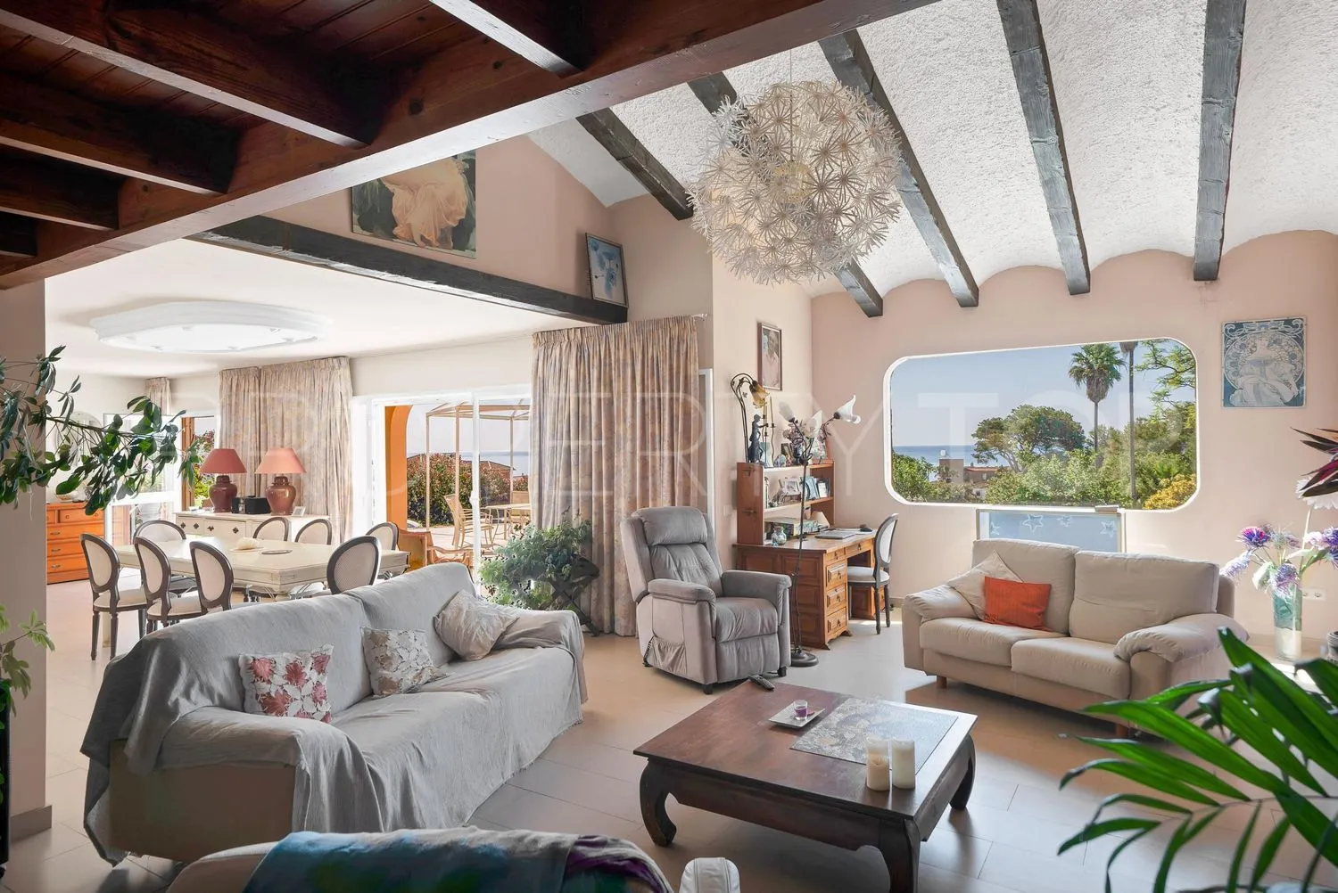4 bedrooms house in Guadalobon for sale