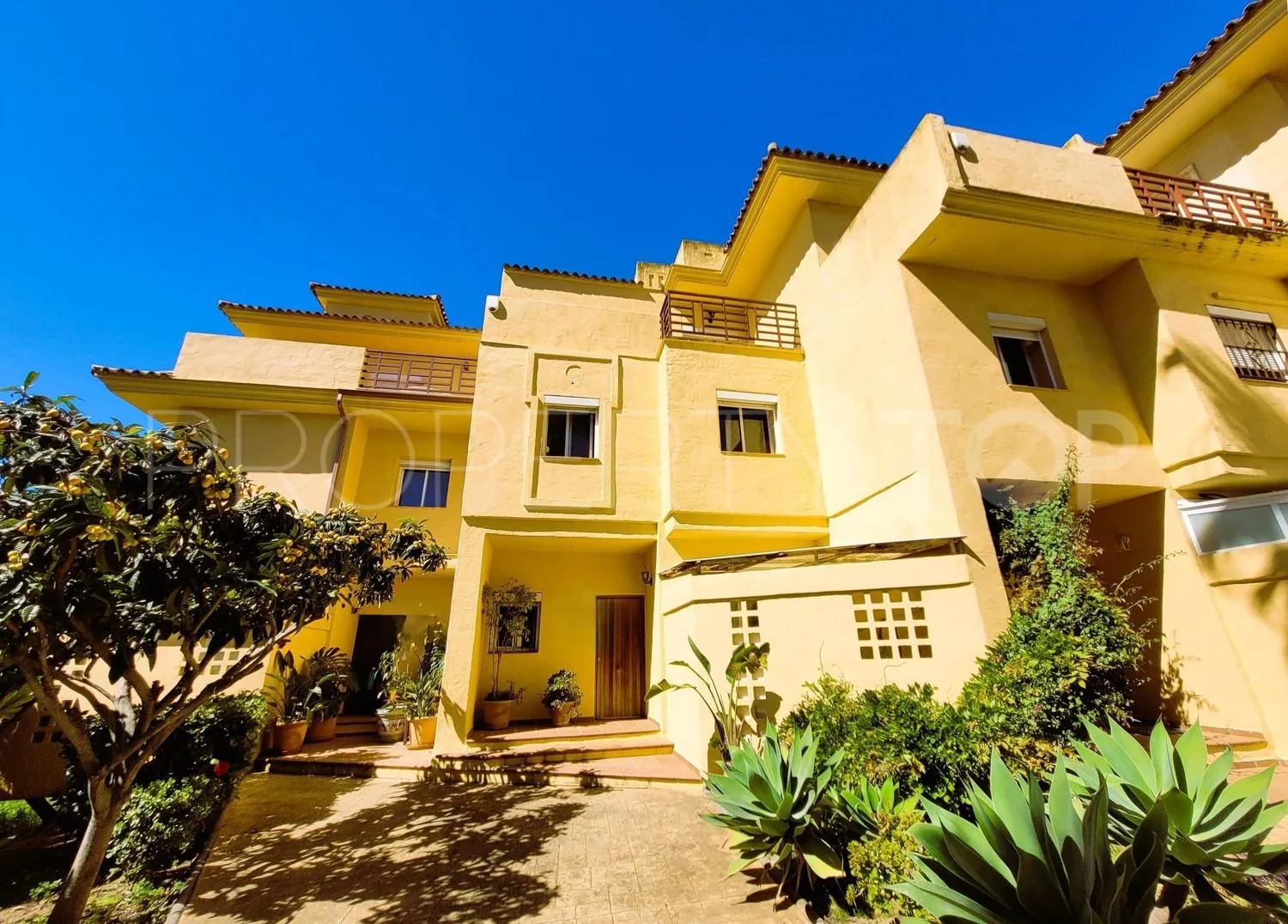Comprar casa con 4 dormitorios en Sotoserena