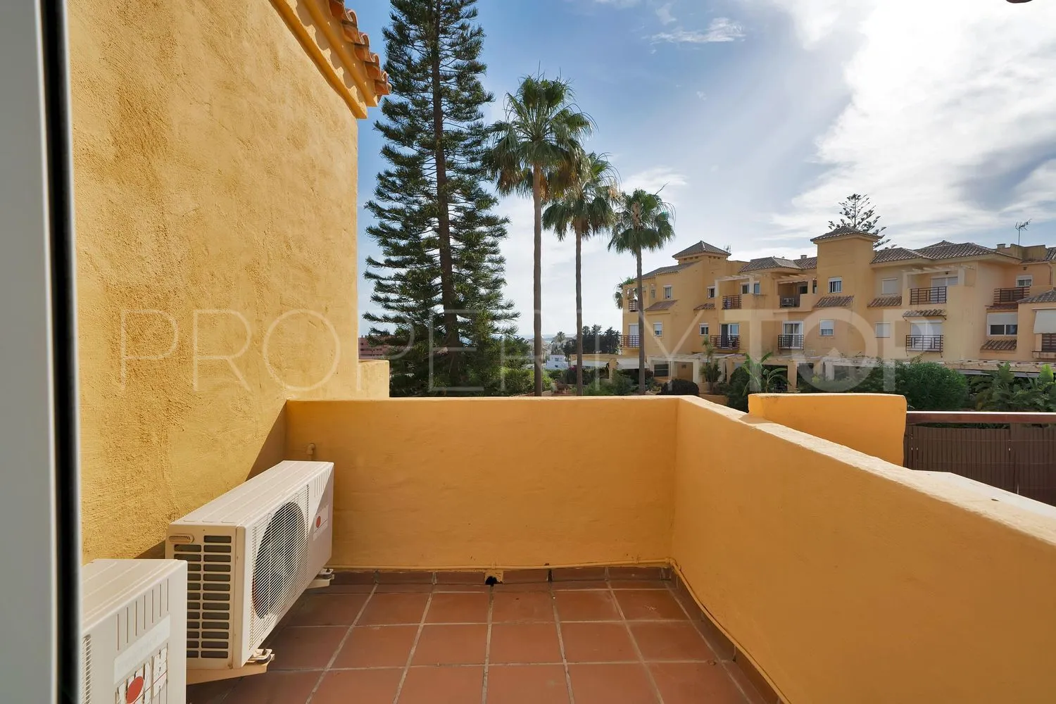 Comprar casa con 4 dormitorios en Sotoserena
