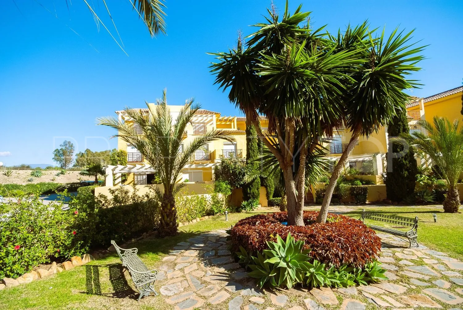 Comprar casa con 4 dormitorios en Sotoserena