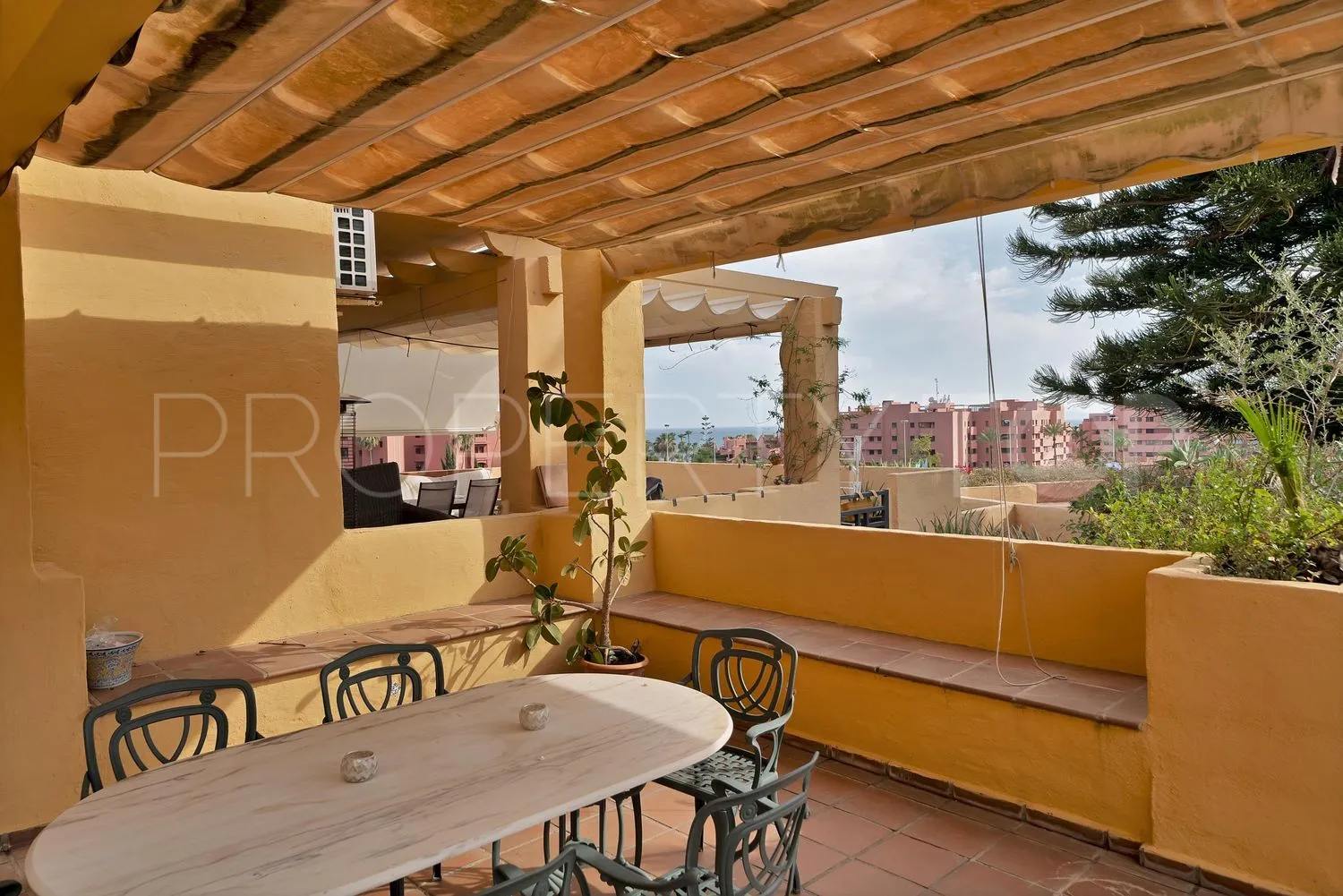 Comprar casa con 4 dormitorios en Sotoserena