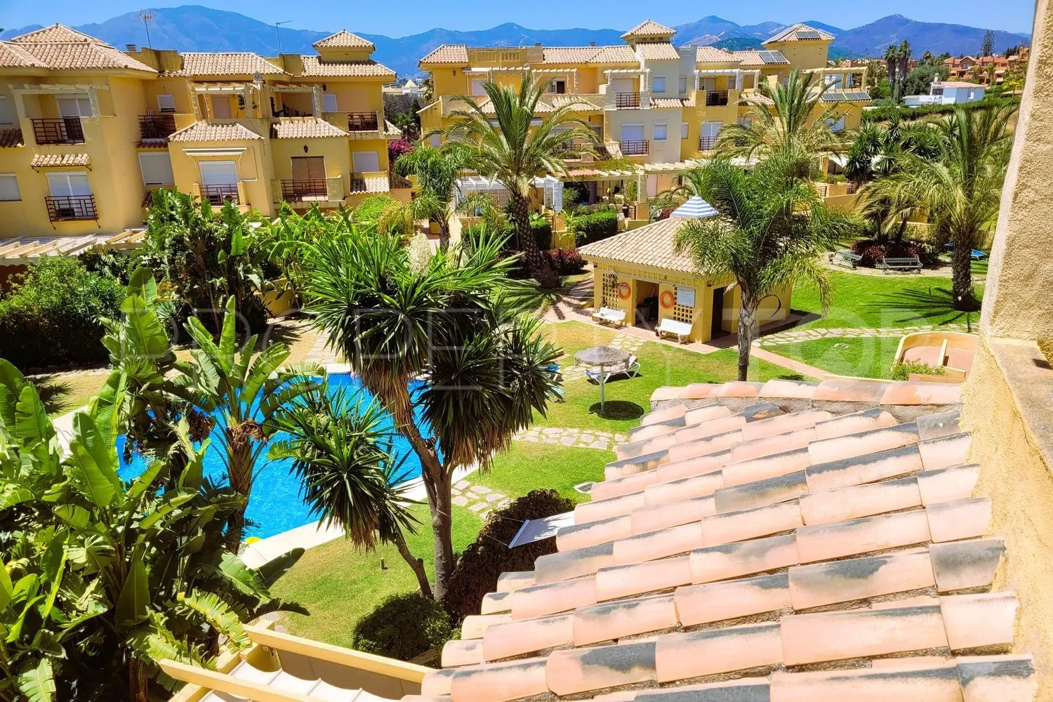 Comprar casa con 4 dormitorios en Sotoserena