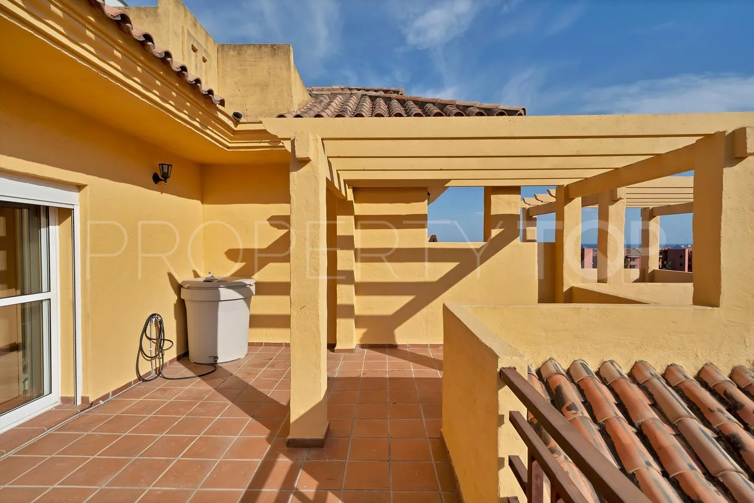 Comprar casa con 4 dormitorios en Sotoserena