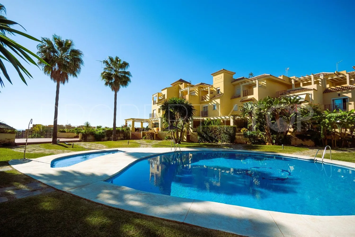Comprar casa con 4 dormitorios en Sotoserena